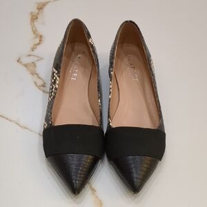 Scarlet 36 Black and Beige Snake-Print Pointed Flats